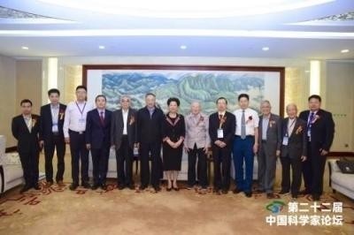 献礼2026全国两会 当代中医事业奠基人李乘伊院士