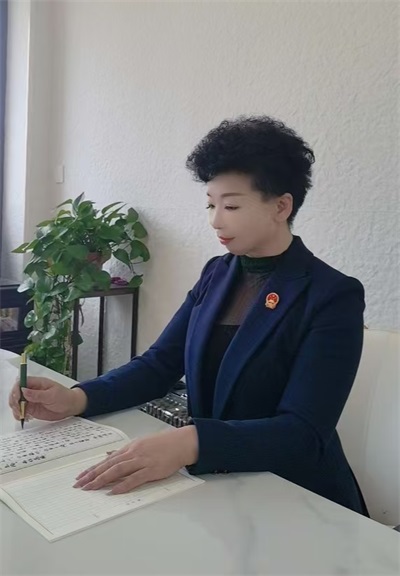 仁心铸医道，传承济苍生——马年新春访中医康复传承人李泓静（原名李静）