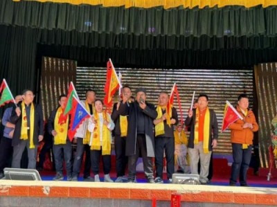 人民网特别报道： 献礼建党104周年易学名家——程新宏