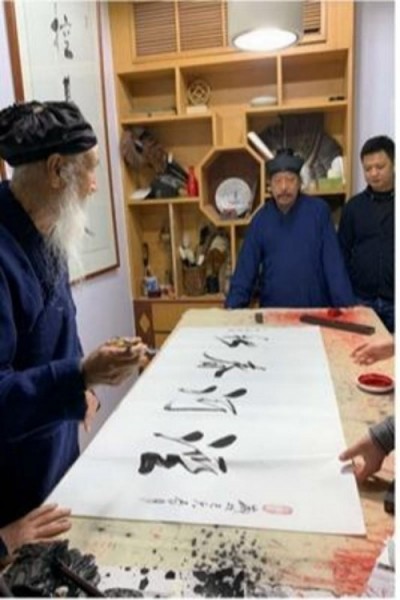 人民网特别报道： 献礼建党104周年易学名家——程新宏