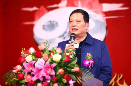 易道传薪，载誉笃行：国学文化传播大使杨恒有的传承之路