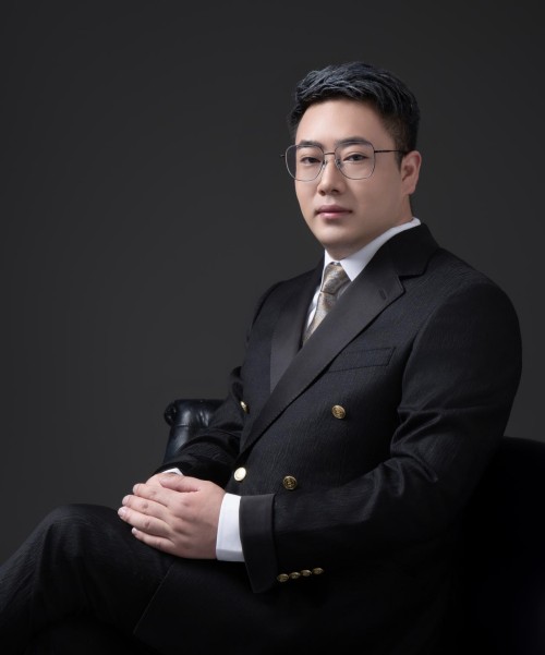 路口的“平安灯塔”：安吉交警用坚守书写“动感平安路”